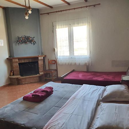 Alexandros Guesthouse Órma Eksteriør bilde