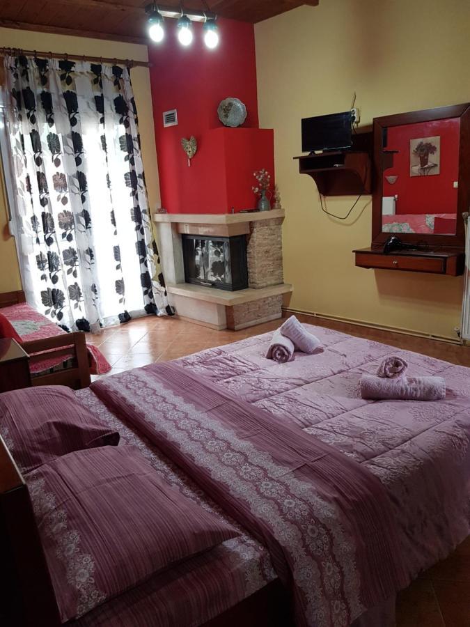 Alexandros Guesthouse Órma Eksteriør bilde