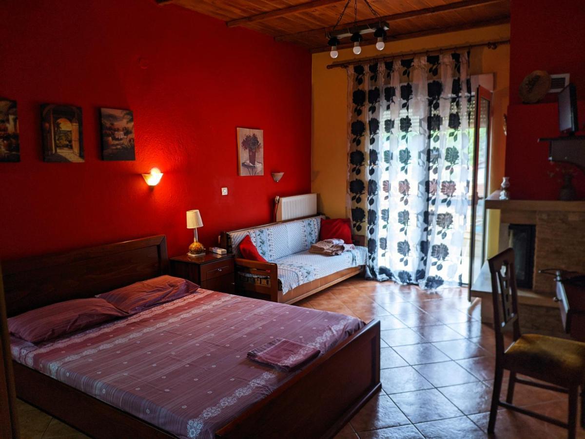 Alexandros Guesthouse Órma Eksteriør bilde