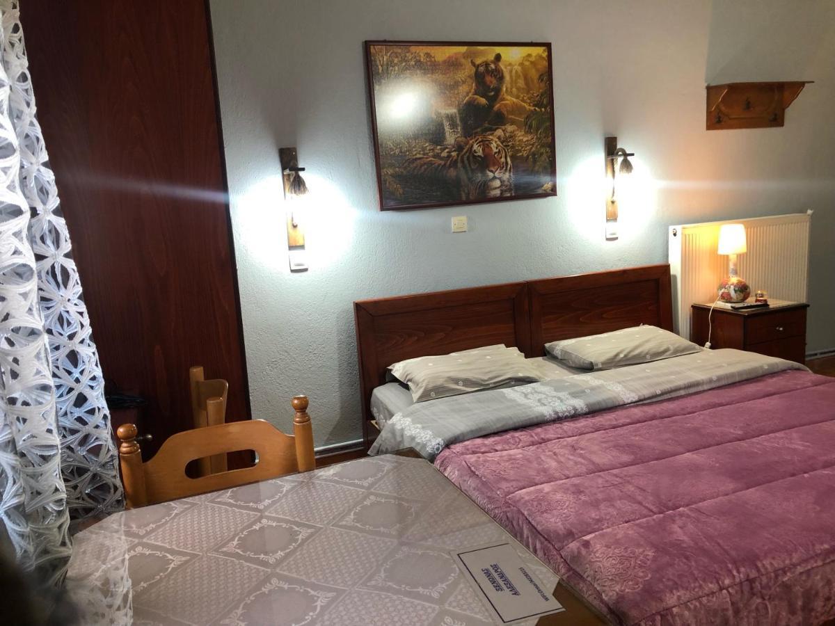 Alexandros Guesthouse Órma Eksteriør bilde